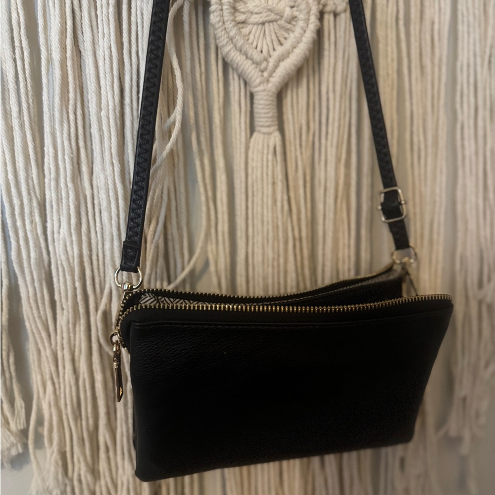 Chic Black Crossbody Bag